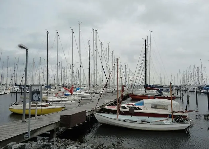 Oase An Der Ostsee Mit 2 Schlafzimmern